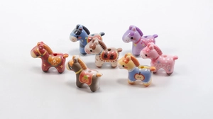 Gedetailleerde set kleurrijke keramische pony kralen met bloempatronen voor DIY sieraden