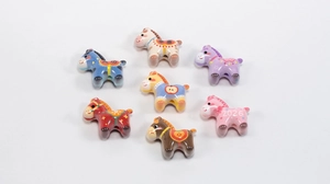 Kleurrijke keramische ponykralen met Chinese tekens voor het maken van doe-het-zelf