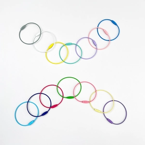 Colorful plastic coated stainless steel wire keyrings with secure screw lock connectors