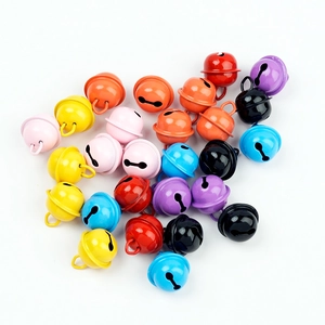 Set de cascabeles de metal pintado de colores para joyería DIY y llaveros