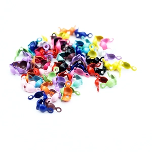 Calottes et embouts en métal coloré pour la fabrication de bijoux DIY et porte-clés
