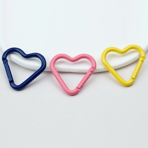 Colorful Alloy Heart Shaped Carabiner Spring Snap Hook For Keychain Bags DIY Jewelry Making Craft Decoration Sweet Accessory
