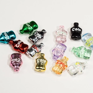 Perline colorate a forma di bottiglia di cola in resina per gioielli fai da te