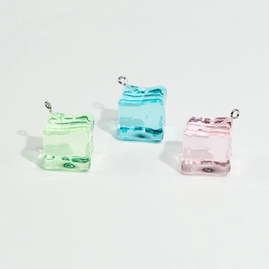 Mini pendentifs glaçons 3D transparents en vert bleu et rose pour bijoux DIY