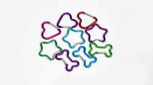 Colorful heart, star and bone shaped aluminum carabiners for DIY keychains and accessories