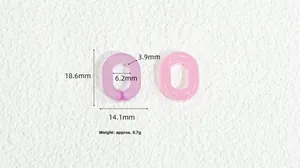 Dettaglio delle maglie della catena in acrilico satinato da 18,6 mm con misure