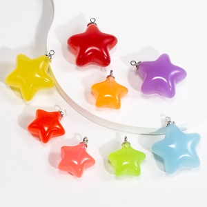 Lot de 8 pendentifs étoiles colorés en acrylique avec anneaux pour bijoux et sacs DIY