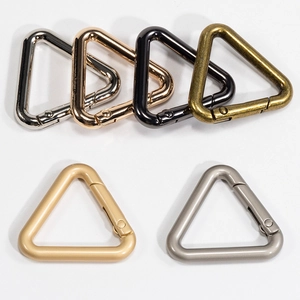 Triangle spring snap hook set in six metallic colors for bags and keychains