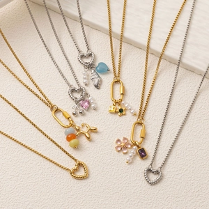 Collana in Acciaio Inossidabile Placcato Oro 18k per Donna Moda Cuore Fiore Cane Palloncino Ciondolo Moschettone Gioielli