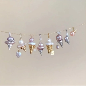 Creative Artificial Pearl Ice Cream Crab Fish Pendant Necklace Gold Plated Copper Artificial Baroque Pearl Jewelry For Women Everyday Accessory