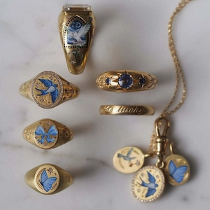 Vintage σετ κοσμημάτων 18K από επιχρυσωμένο ατσάλι με μπλε μενταγιόν και δαχτυλίδια