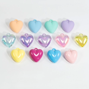Colorful acrylic heart pendants in matte and glossy finishes for DIY keychains