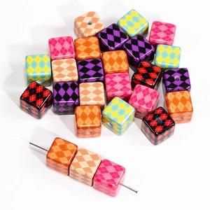 Colorful argyle pattern square resin beads for DIY jewelry and keychain accessories