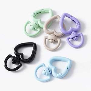 Colorful heart-shaped spring rings with 360-degree swivel lobster clasps for DIY keychains