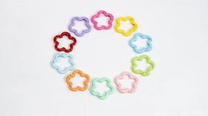 10er-Set bunte Karabiner in Blumenform für DIY-Schmuck und Schlüsselanhänger