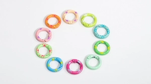 Anillos de resorte de 20-24mm de colores con huellas de gato para llaveros DIY