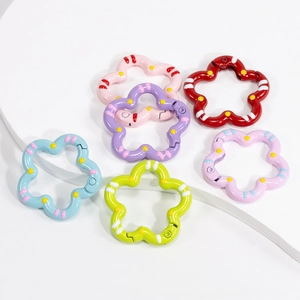 Flower-shaped alloy spring ring keychains in six assorted colors for DIY crafts