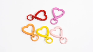 Moschettoni a cuore in lega colorata per portachiavi fai da te e accessori vari
