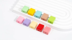 Perles rectangulaires en acrylique macaron lisse pour la création de bijoux DIY