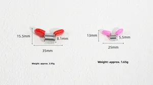Detaillierte Größenangaben für Perlenstopper mit roten und rosa Schmetterlingsfederclips