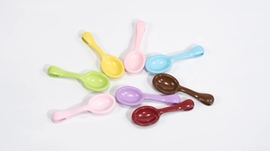 Colorful mini cartoon spoon pendants in eight vibrant shades for DIY accessory crafting