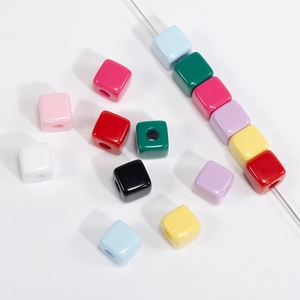 Gekleurde vierkante acryl kralen voor handgemaakte DIY kettingen en sieraden maken