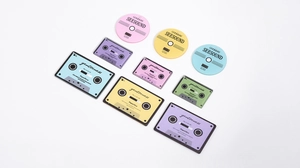Flache Ansicht bunter Acryl-Anhänger im Retro-Kassetten-Design für DIY-Schmuckzubehör