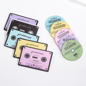 Retro-Acryl-Kassetten und Schallplattenanhänger in bunten Farben für DIY-Zubehör