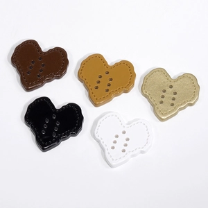 Irregular heart acrylic buttons with stitch details in five colors for DIY crafts