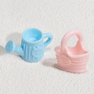 Miniatures d'arrosoir bleu et panier rose macaron pour breloques DIY et accessoires