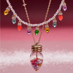 Collana con Pendente a Lampadina Colorata Creativa Con Perla Artificiale Palla di Vetro Rame Strass Gioielli Personalizzati per Festa di Natale Donna Uomo