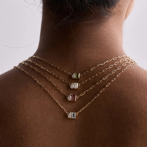 Collar con Colgante de Doble Gema de Acero Inoxidable Cadena de Clip Dorada Joyería de Strass Minimalista para Mujer