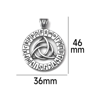 Détails montrant le diamètre de 36mm et la hauteur de 46mm du pendentif viking