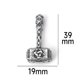 Detailed view of Viking Mjölnir hammer pendant with dimensions 39mm by 19mm