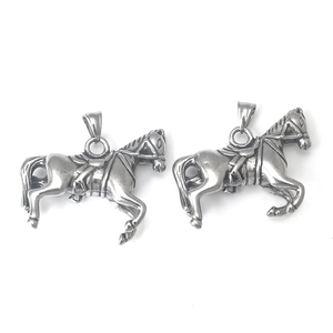 Retro stainless steel warhorse pendant necklace for men and women in punk rock style