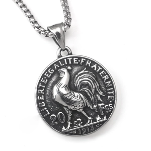 Détail du collier pendentif pièce 20 Fcs vintage avec coq et devise française