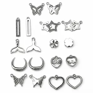 Lot de breloques en acier inoxydable argenté avec motifs papillon et cœur pour bijoux DIY