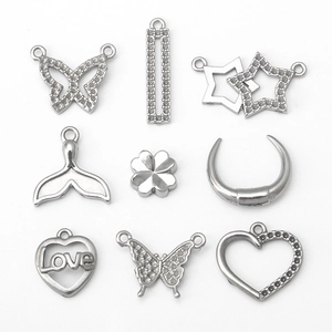 Pendentif en Acier Inoxydable Strass Papillon Étoile Cœur Trèfle Lune DIY Charms pour Création de Colliers et Bracelets