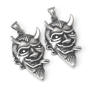 Pendentif de démon punk vintage en acier inoxydable avec cornes polies et finition argentée