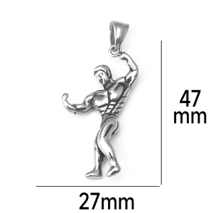 Detailansicht des Bodybuilder-Anhängers mit Maßen 47mm x 27mm aus robustem Edelstahl