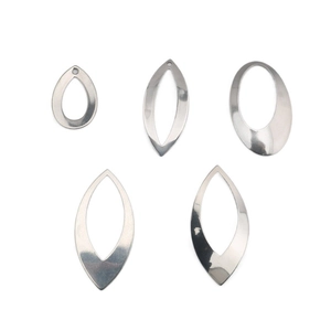 Cinco dijes geométricos surtidos de acero inoxidable para creación de joyería DIY plata