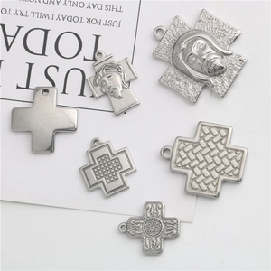 Colgante de Cruz de Acero Inoxidable Amuletos Religiosos con Relieve de Jesús para Collar Pulsera Fabricación de Joyas Accesorios DIY Estilo Vintage Unisex