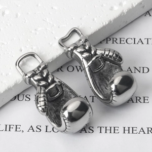 Retro Stainless Steel Boxing Glove Pendant For DIY Jewelry Making Sports Fitness Gym Style Glove Charm Jewelry Accessory