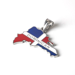 Colgante del mapa de la República Dominicana en acero inoxidable pulido con esmalte