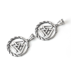 Vintage μενταγιόν Viking Valknut από ανοξείδωτο ατσάλι με δακτύλιο φιδιού σε λευκό φόντο