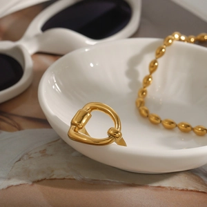 Chic 18k gold plated stainless steel industrial shackle ring with matching ball chain