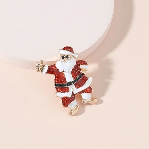 Detail der Weihnachtsmann-Brosche mit rotem Glitzer-Emaille und Vergoldung auf Ständer