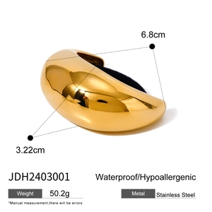 Polished stainless steel C-shaped cuff bracelet with 6.8cm diameter and waterproof finish