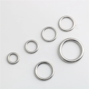 Polished stainless steel seamless O-rings in six assorted sizes for DIY jewelry crafting