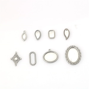 Set mit 8 Edelstahl-Anhängerbasen in Oval- und Tropfenform für die DIY-Schmuckherstellung
